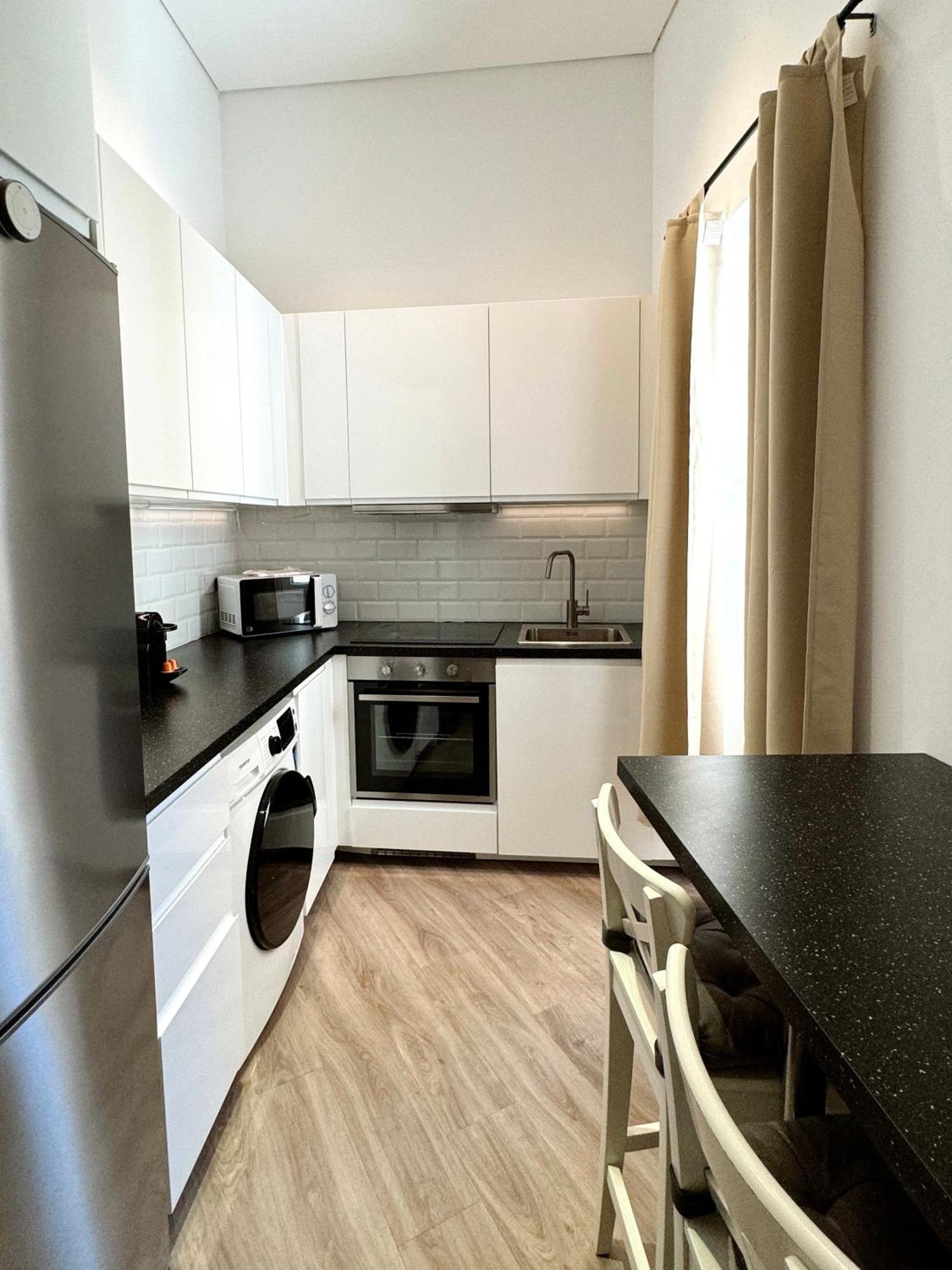 Delightful City Centre Studio Clarendon Apartment - Grand Central House Gibraltar Exterior photo